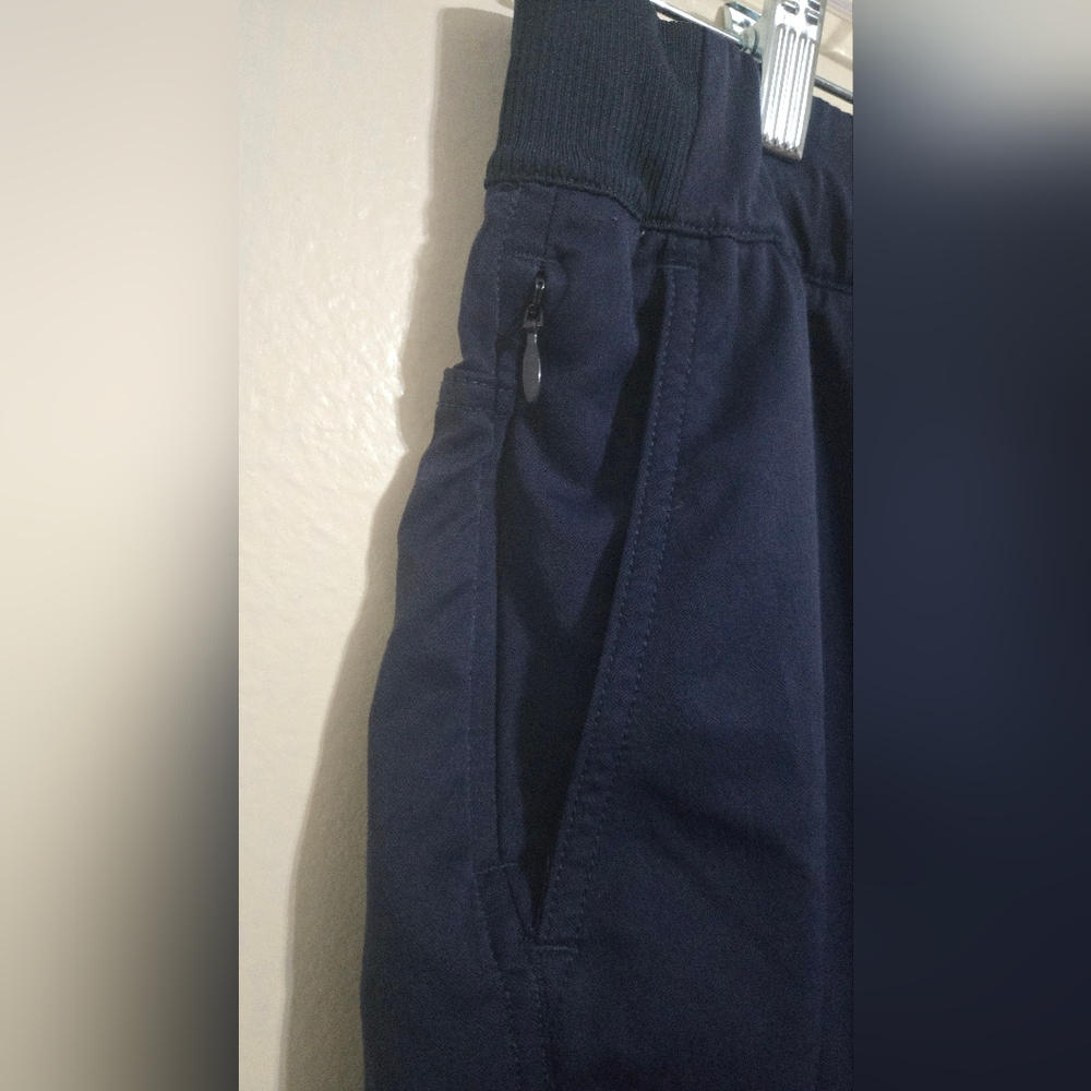 The North Face Women's Black Straight Leg Pants - Picture 4 of 4